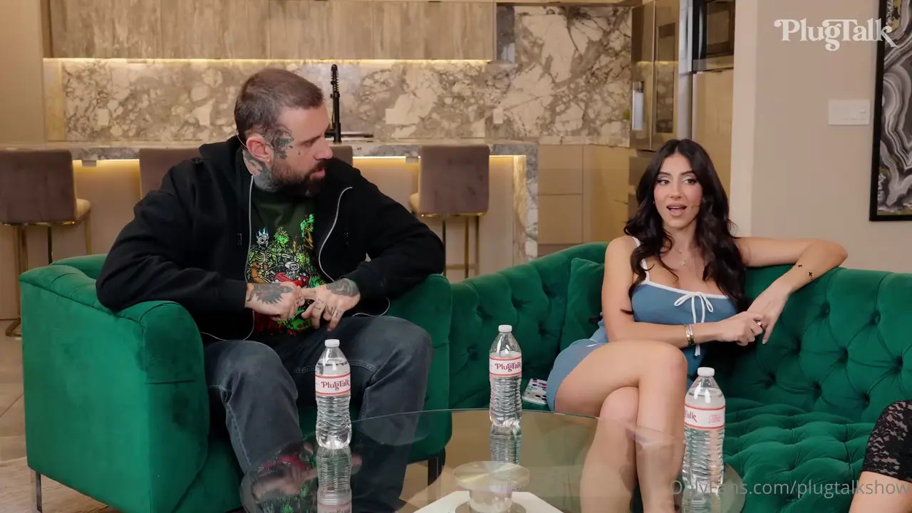 Dakota Lyn & Lena The Plug's PlugTalk Threesome - ePornLeak