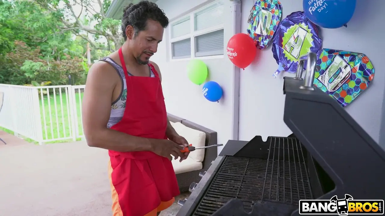 Gianna Dior Plows Her Stepdad On Father's Day