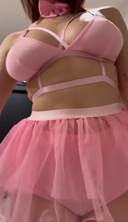 BF's Dick Dives Deep In Bunny Sofia1801's Pussy - ePornLeak