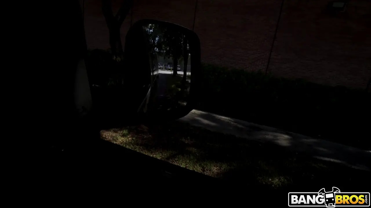 Kylie Rocket's Alluring Teen Cumshot Experience – No Watermark