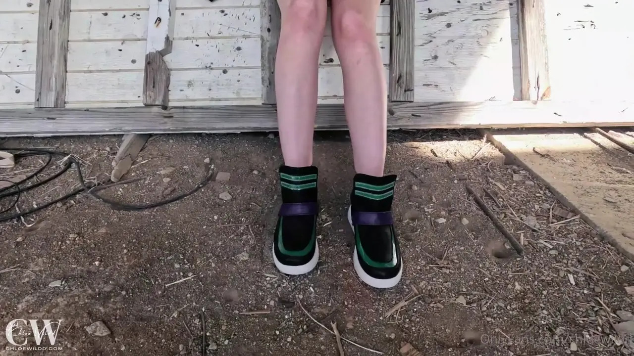 Chloe Wildd Gets Her Asshole Drilled In Rebecca Cosplay