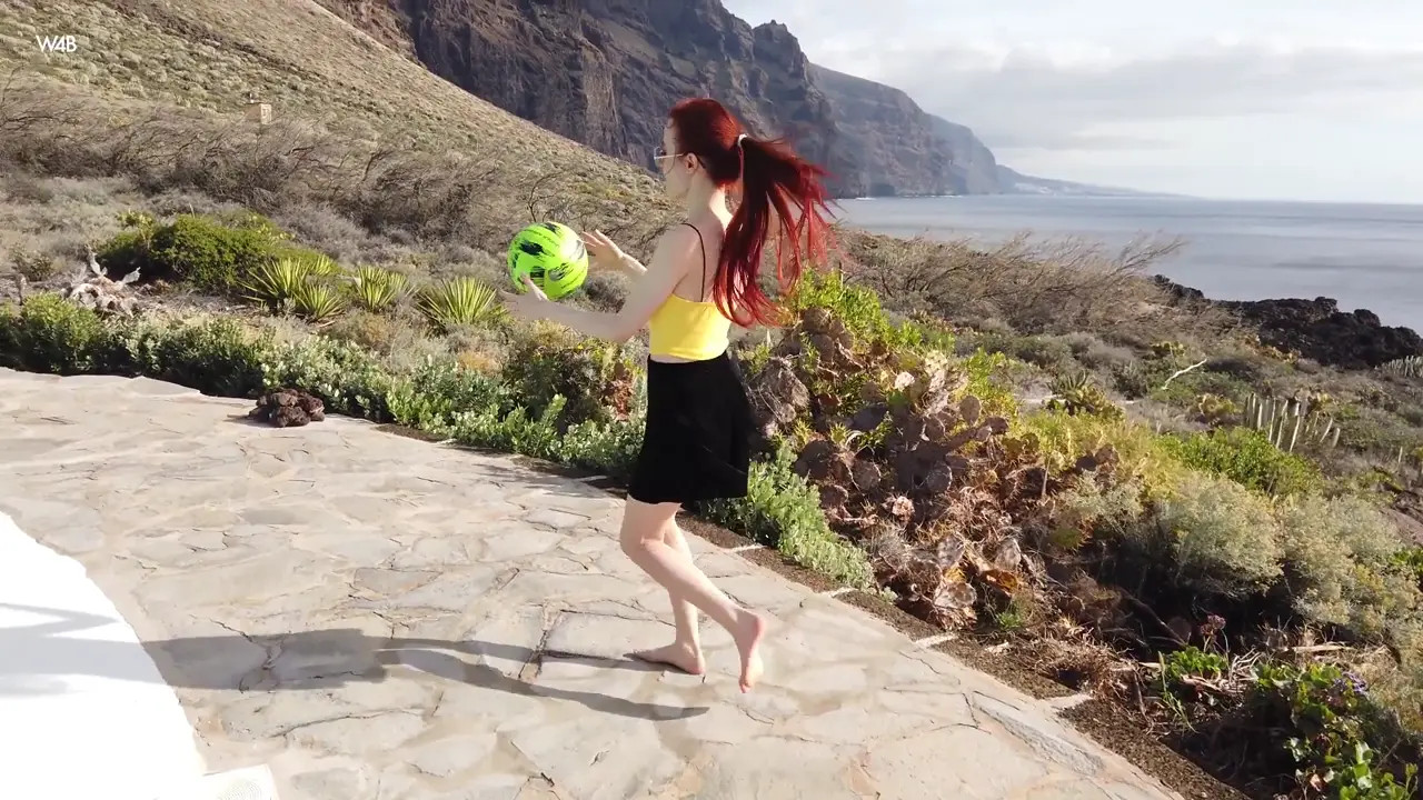 Soccer Babe Sherice Masturbates By The Pool