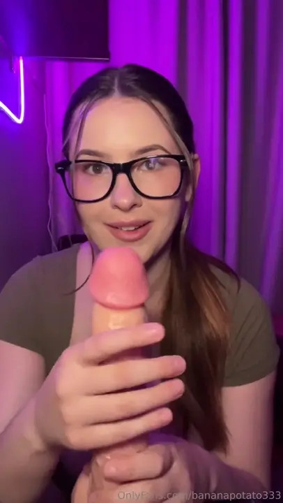 Bananapotato333 Jerks & Tittyfucks Her Dildo - ePornLeak