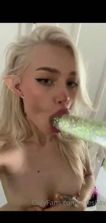 Elf Alexandra Marianna Masturbates With Her Dildo