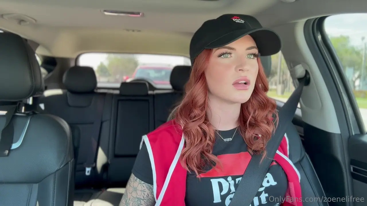 Pizza Girl Zoe Neli Satisfies Her Customer