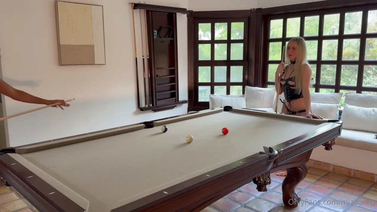 Mia Sorety Grinds On Dani Day's Strap On Dildo