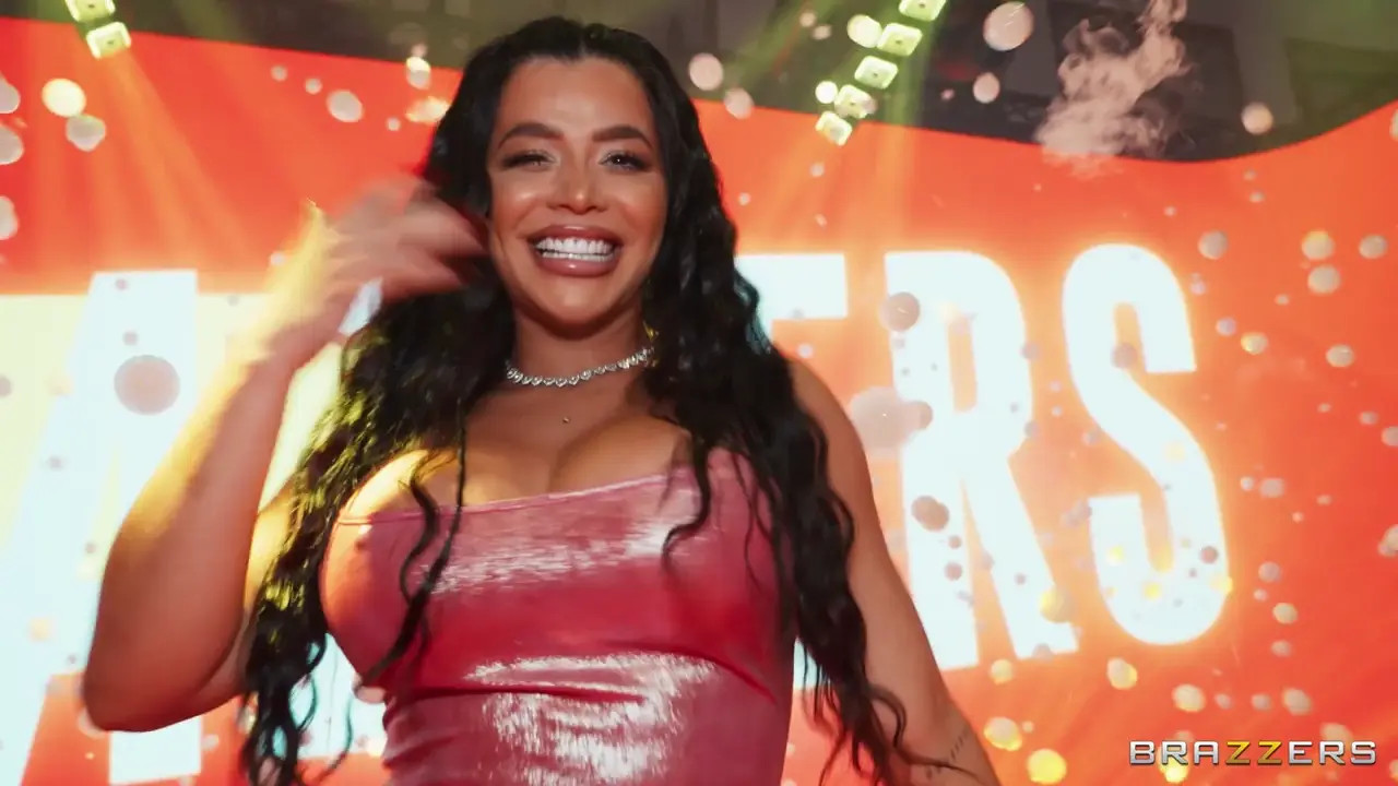 Sara Retali & Lela Star Share A Hard Cock