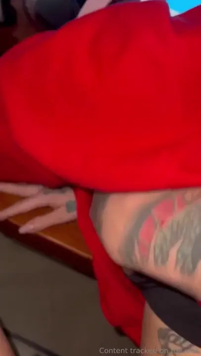 Tattooed Alex Mucci Gets Drilled While Gaming