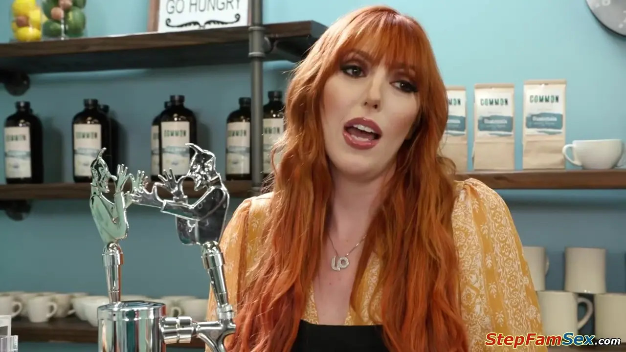 Lauren Phillips Takes A Cock In A Coffee Shop