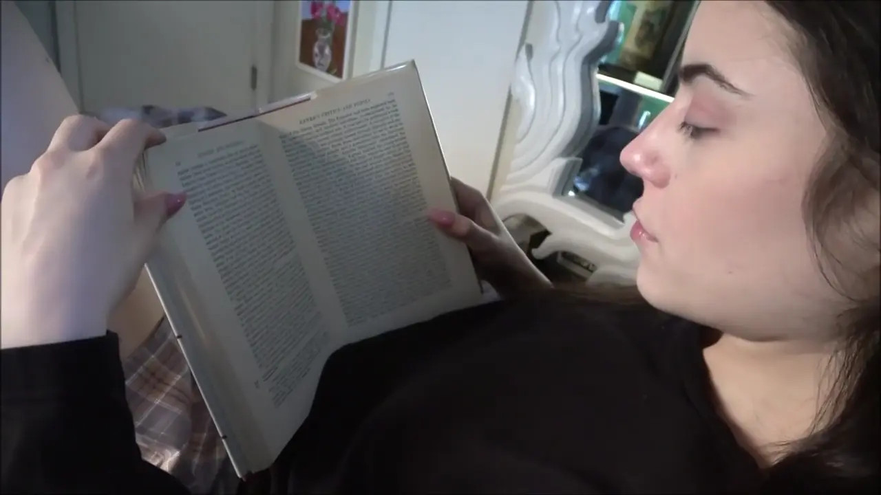 Kylie Quinn Gets Fucked In POV While Studying - ePornLeak