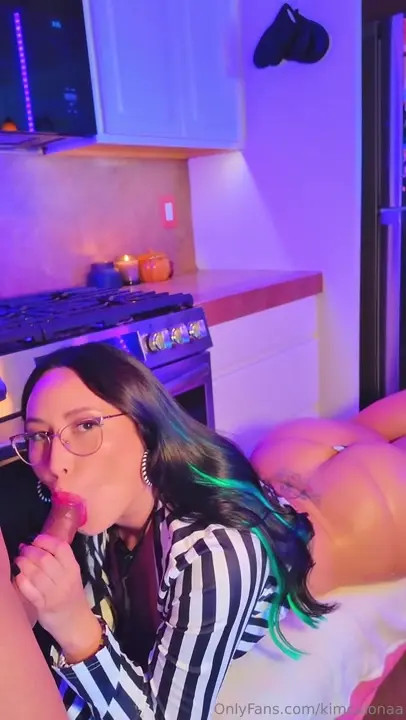 Officialcheekykim Bounces On Her BF's Cock