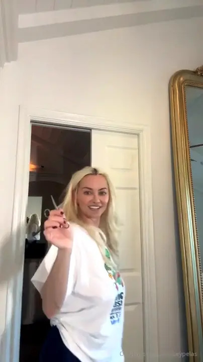 Lindsey Pelas Teases And Pours Strawberry Syrup On Her Naked Body