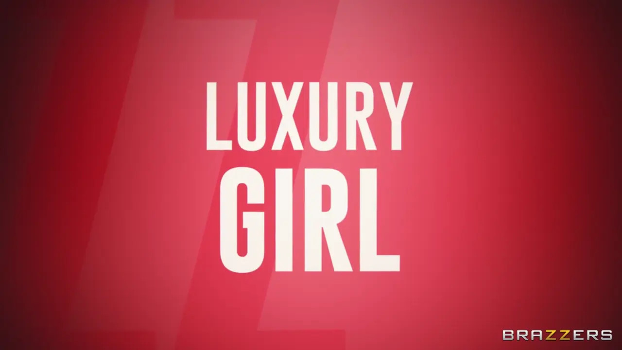 Luxurygirl_Xxx Gets Caught Masturbating