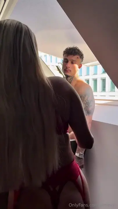 Kathiie05 Gets Her Pussy Drilled By A BWC