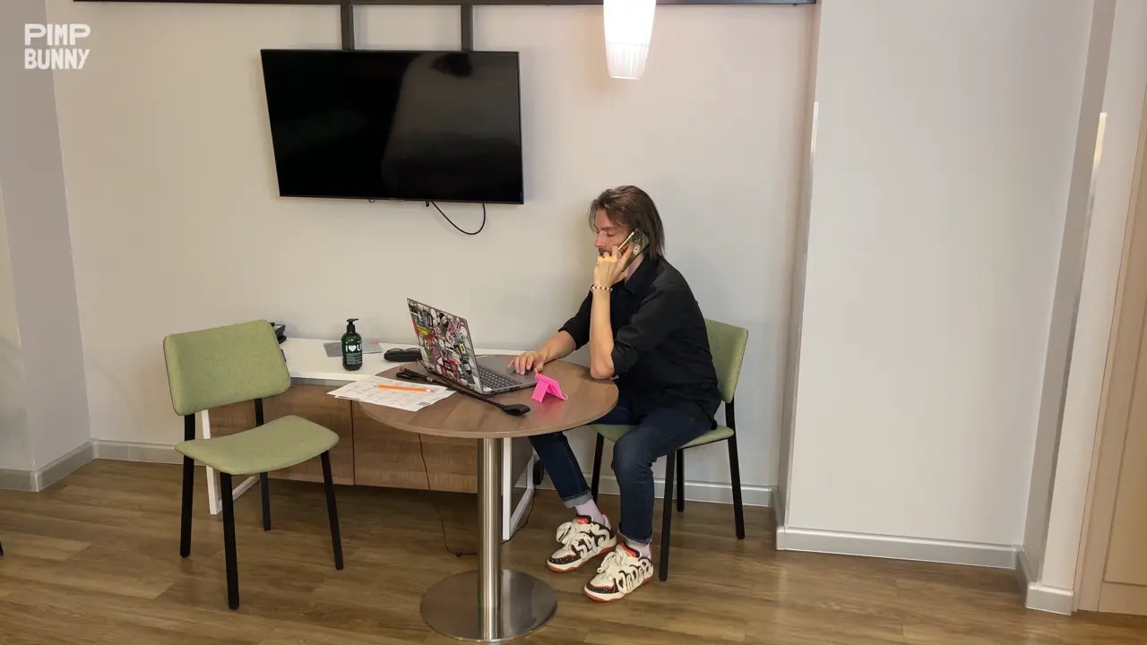 Cheating With My Hot Secretary