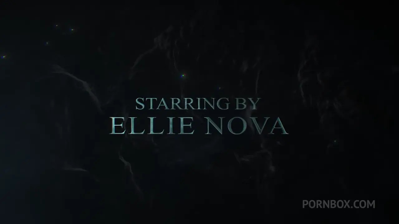 EllieNova Screams During A Deep Anal Drilling