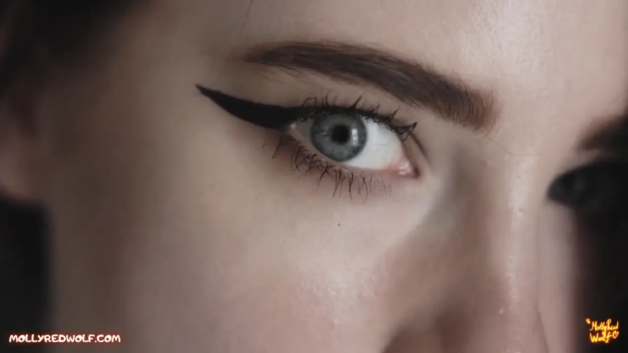 Naughty Redhead RedMollyWolf Wakes You Up With Hot Sex - ePornLeak