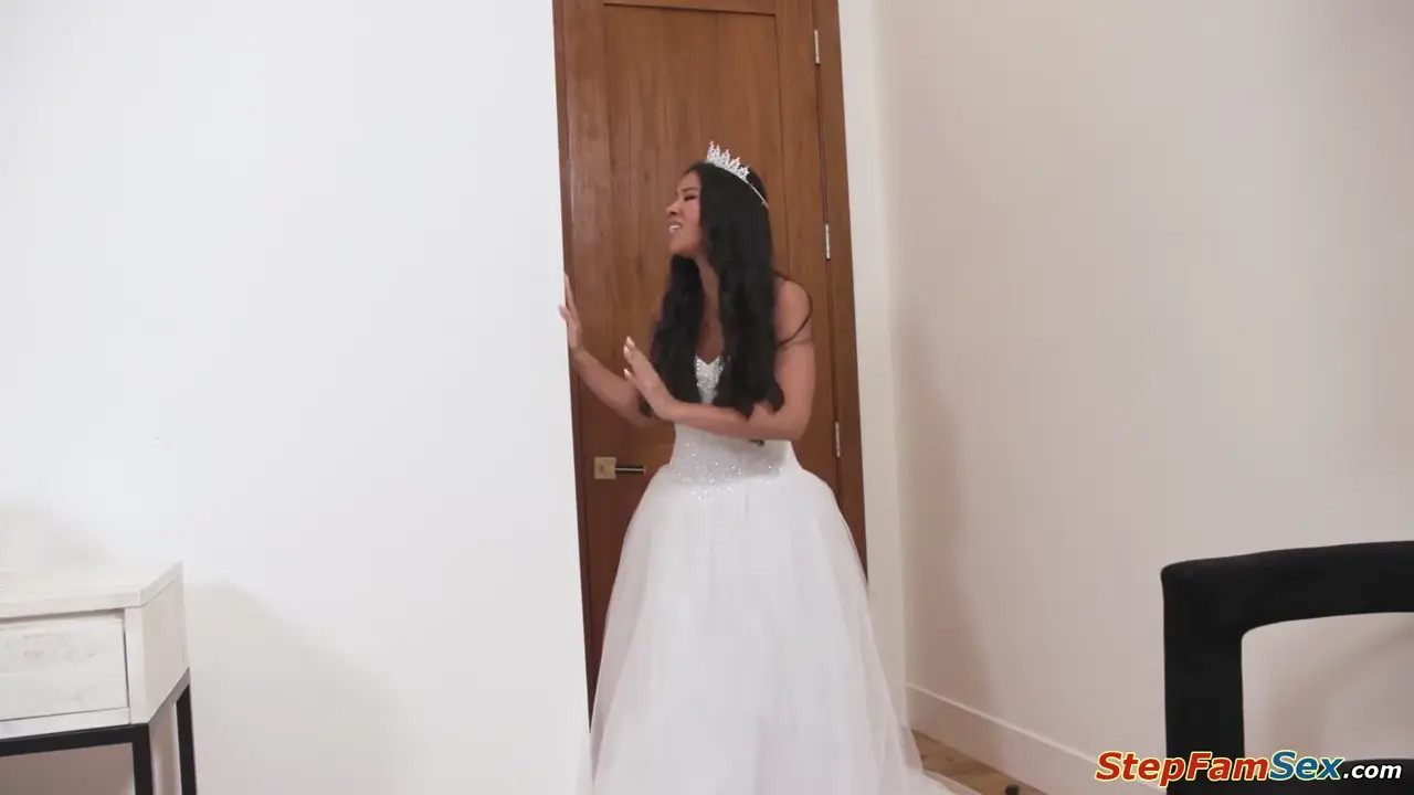 AmeenaGreen Gets Fucked In Her Wedding Dress