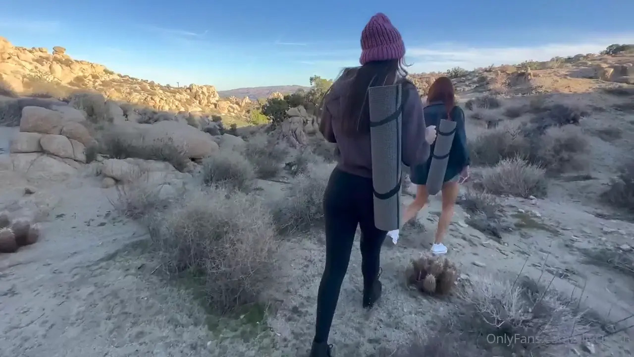 Elly Clutch, Stella Sedona, and Kitten.Kyra outdoor blowjob orgy