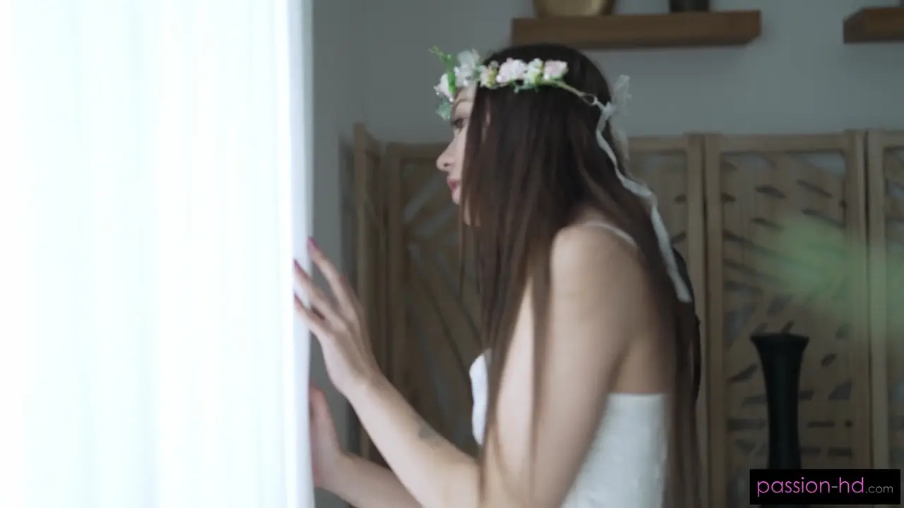 MiaRiverXXX Gets Fucked After A Massage