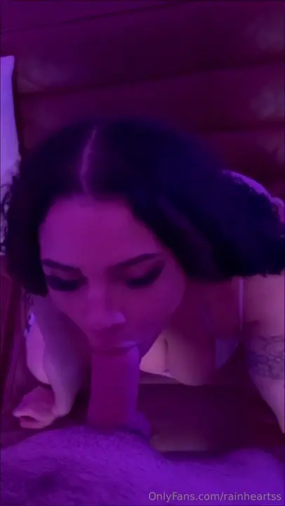 Viral Exposed Couch Fun: Big Ass and Sex Moments Unlocked