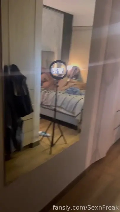 Exclusive Lola Petite Bare Tits in Uncut Sex and Blowjob  