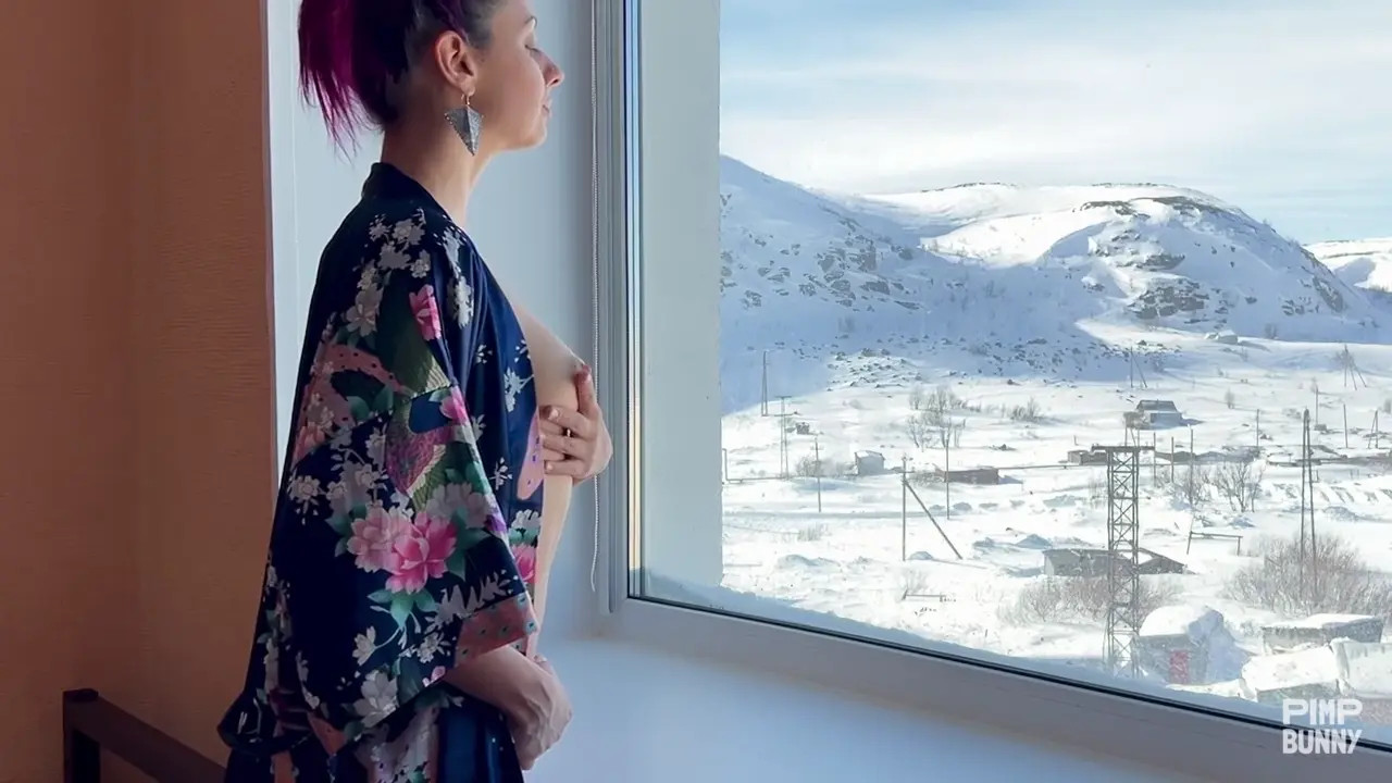 Victoria Rainbow's Window Orgasm Show