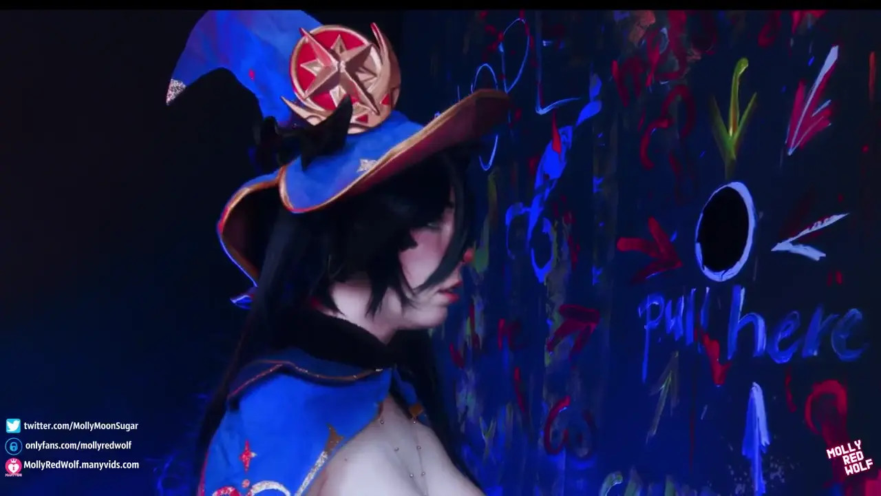 Cosplay-Loving MollyRedWolf Is A Slut For All Things Cock