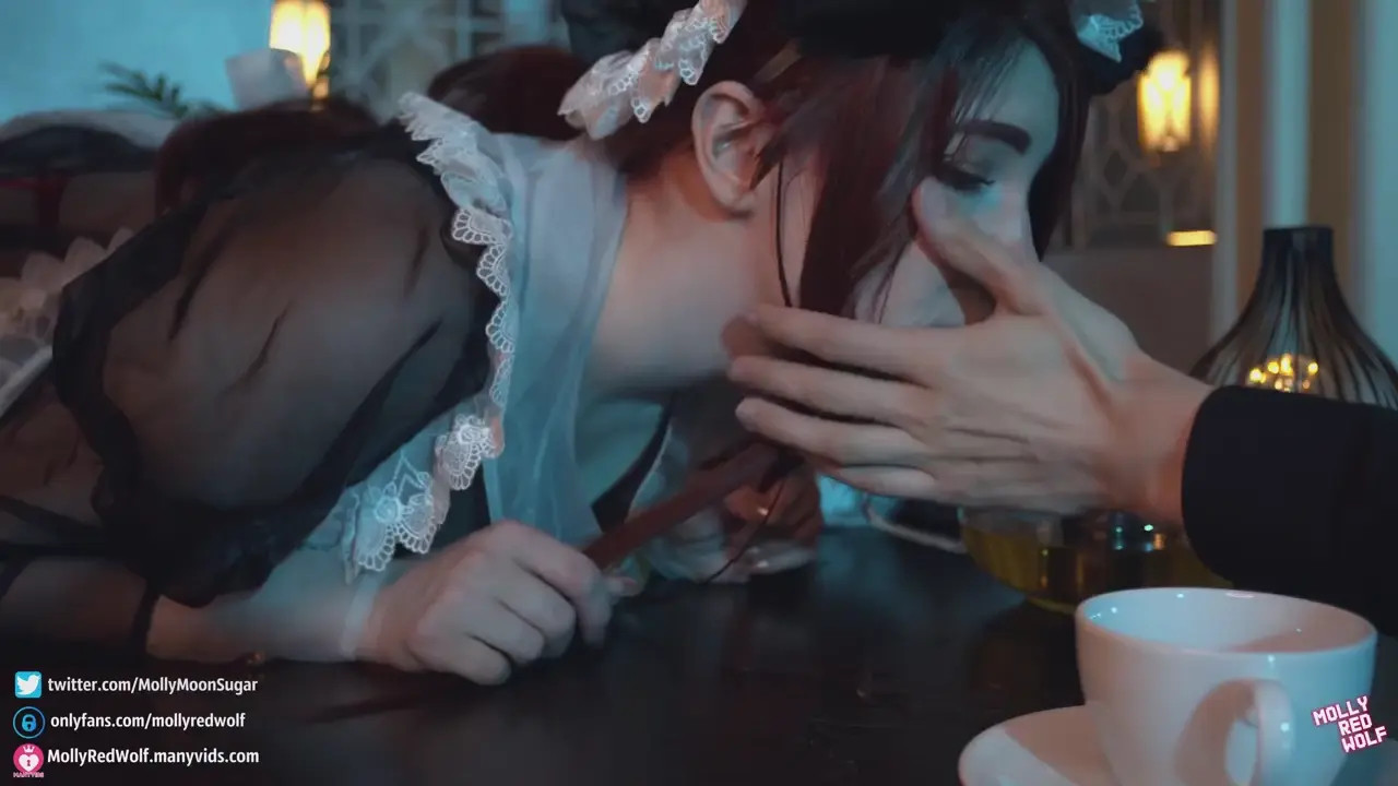 Kinky Maid MollyRedWolf Loves BDSM Play With Her Guy