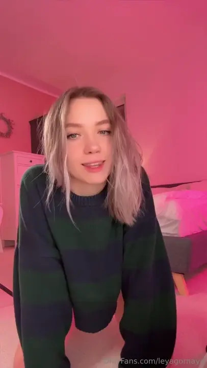 Leya Gornaya's Sultry Solo JOI