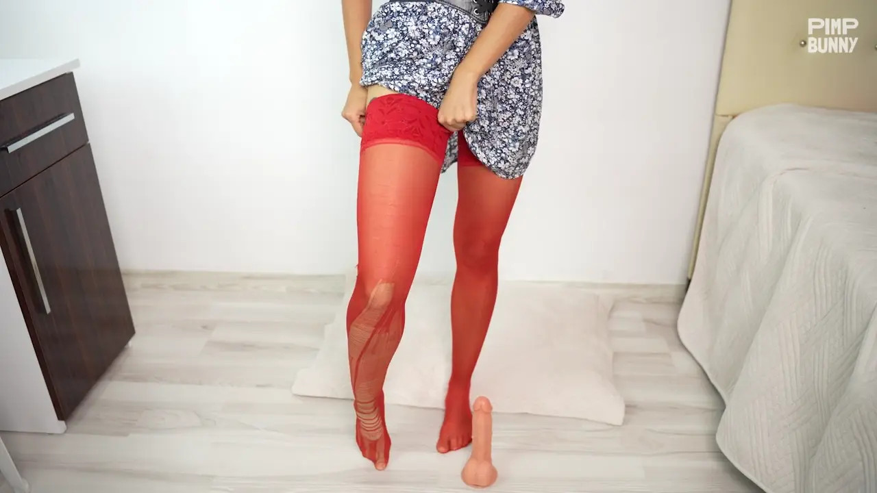 New Leak: PanteraNika's Sensual Foot Expressions Like Never Before  