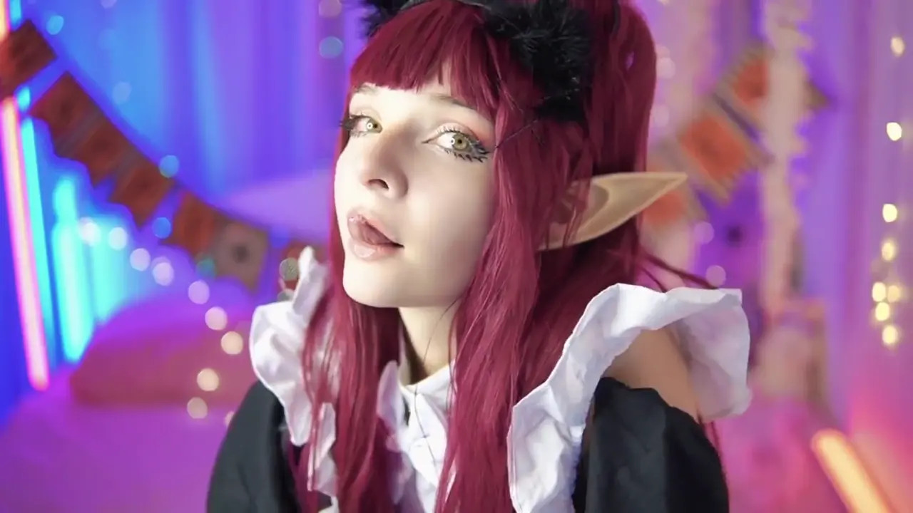 Elf Lolidream Takes Her Man's Cock Deep In Her Throat