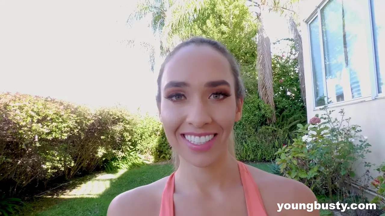 Briana Moon Gives Intimate Blowjob Experience in New HD Leak  