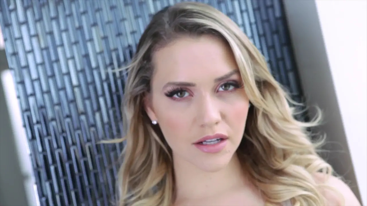 Mia Malkova Gets Double Penetrated By Two BWCs - ePornLeak