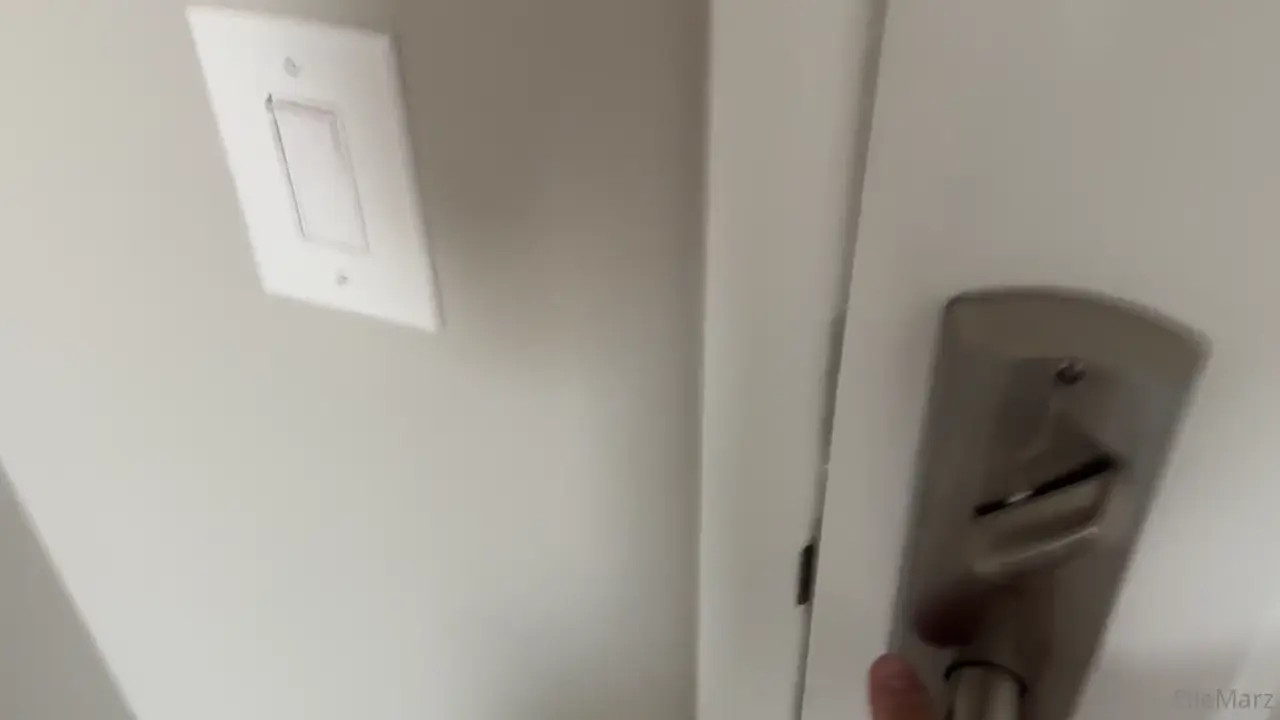 ElleMarz Has Sex With Her Best Friend's Dad