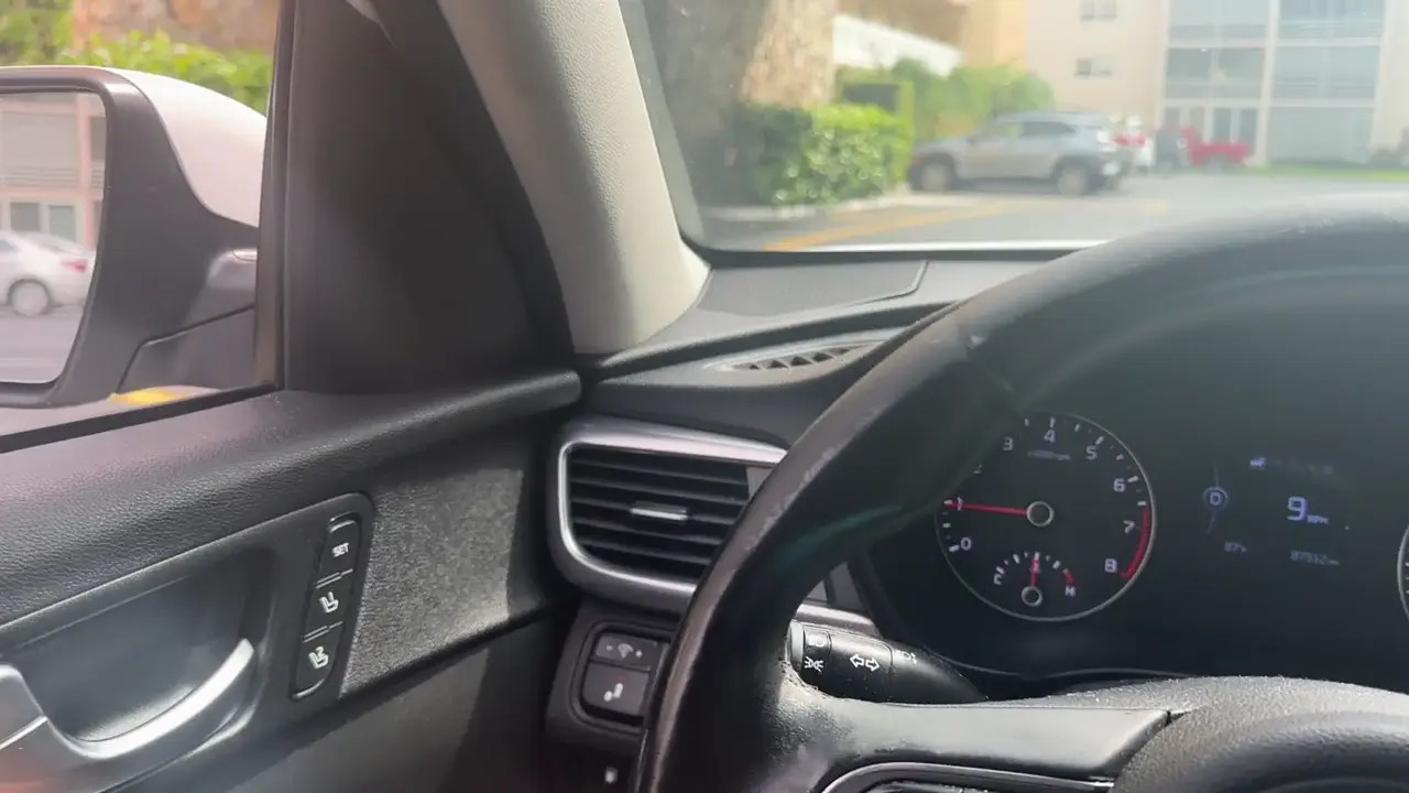 Macy Meadows' Public Sex And Blowjob Experience - ePornLeak