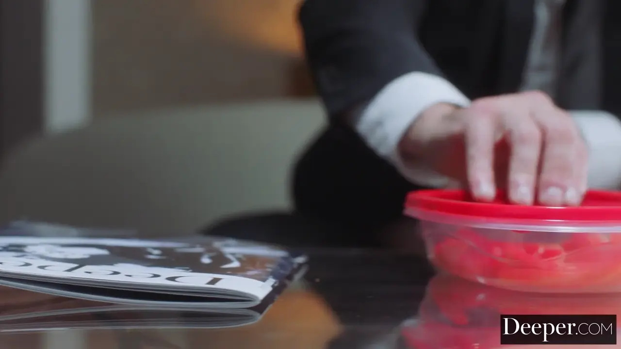 Emma Hix Handles Three Cocks At Once