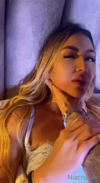 Busty Latina Nia Cruz Gets Cummed On Her Back