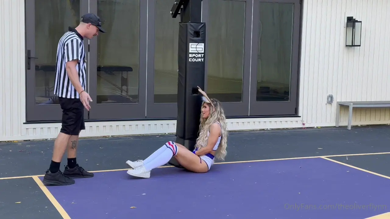 Livvalittle Gets Railed In Her Lola Bunny Cosplay