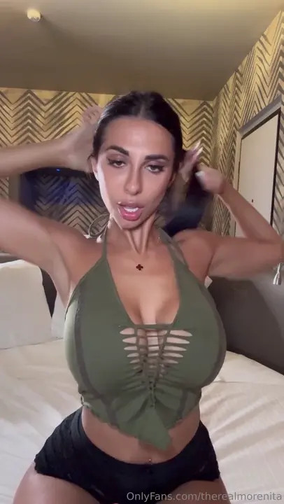 Therealmorenita Spitting And Sucking A Dildo