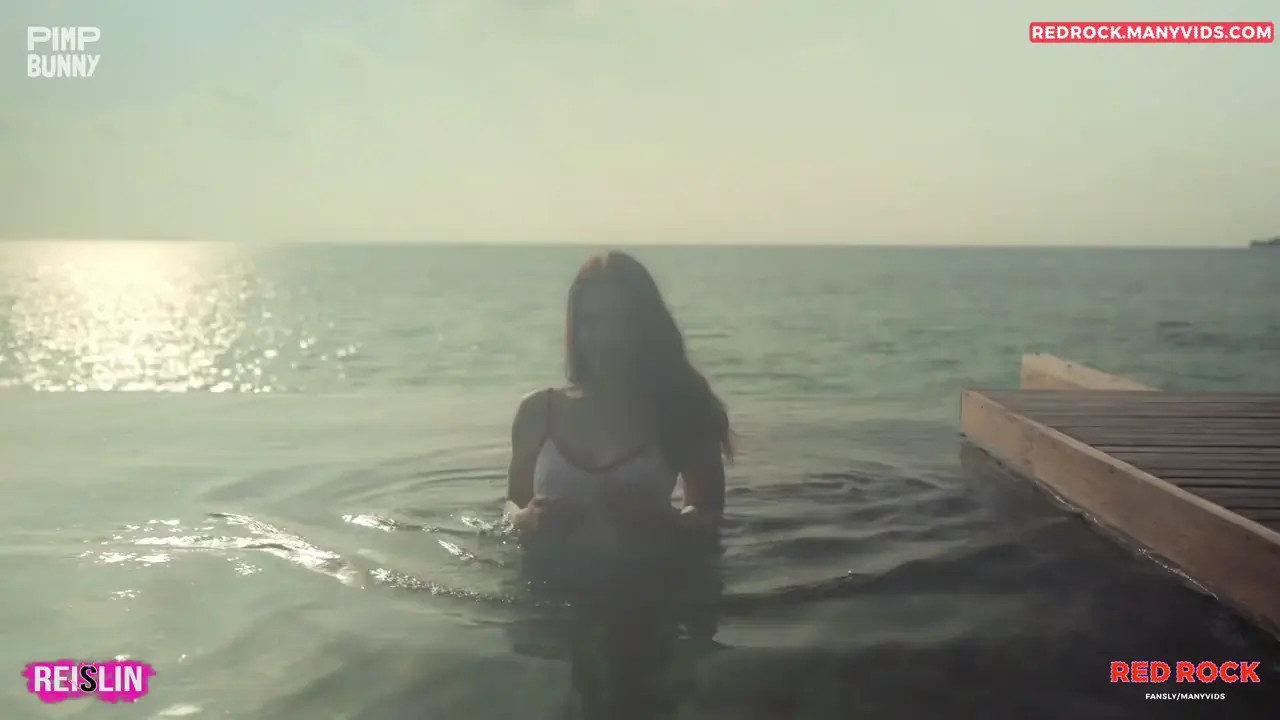 RedRock & Reislin Beach Pier Blowjob, Cowgirl Ride & Doggy Cum In Mouth