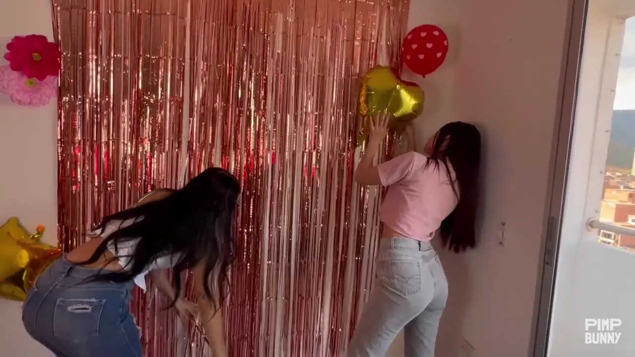 Exclusive Fresh Drop of Nikol Foster's Booty Teasing Secrets  