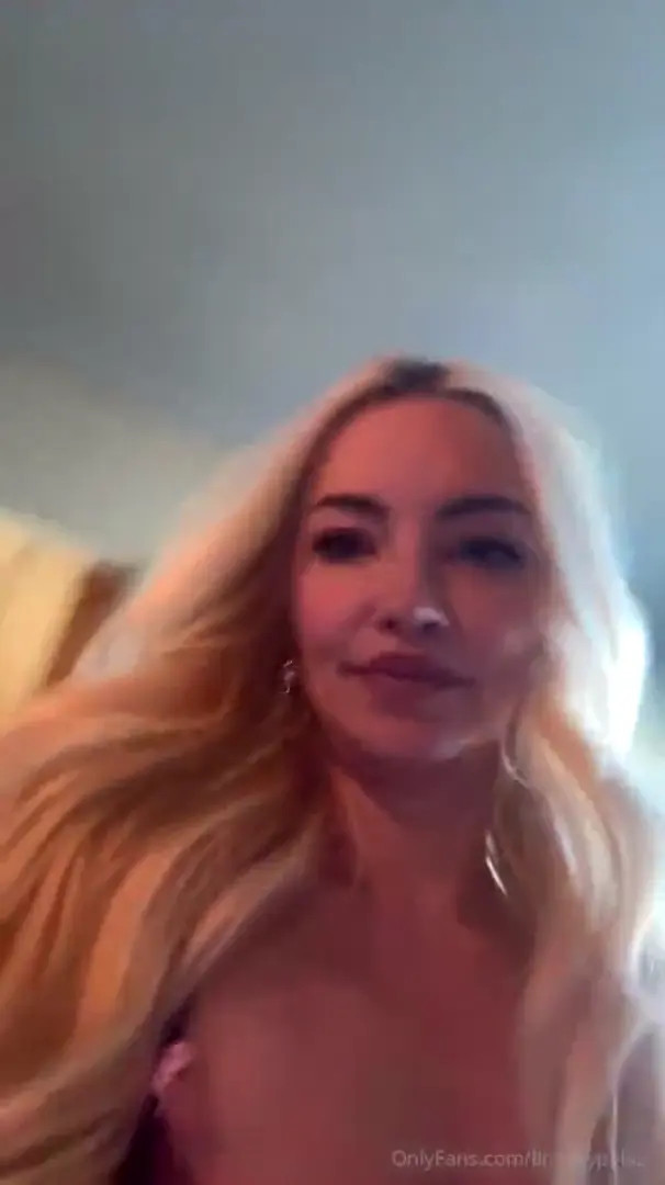 Lindsey Pelas 5th May Livestream Video Leaked