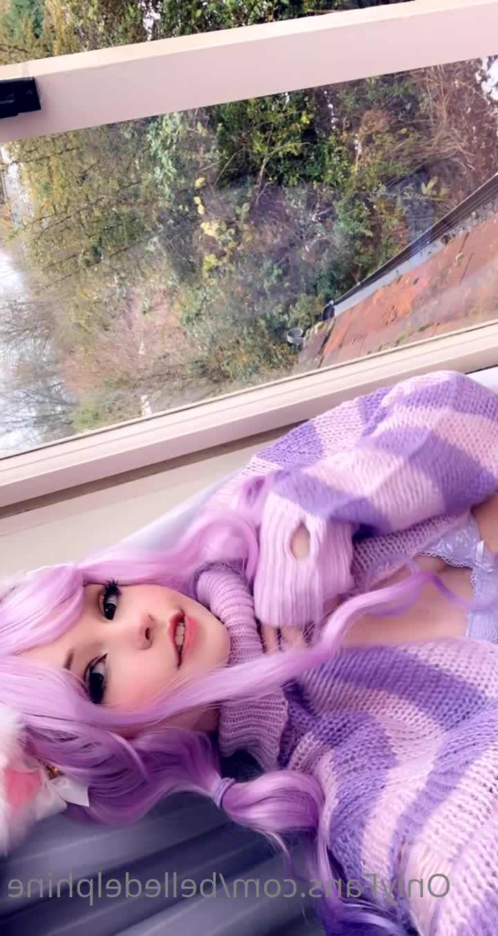 Belle Delphine [ belledelphine ] - Wanna see my pussy? 🤭🖤