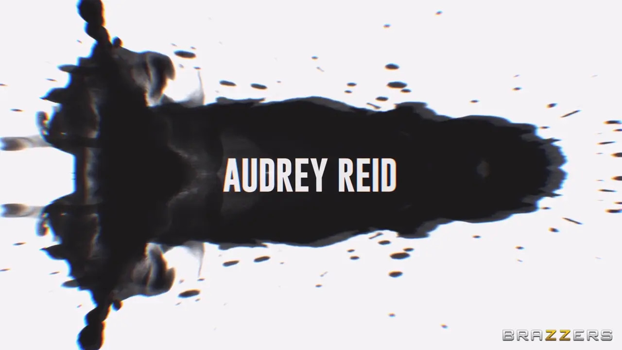 Audrey Reid Gets Choked While Being Fucked