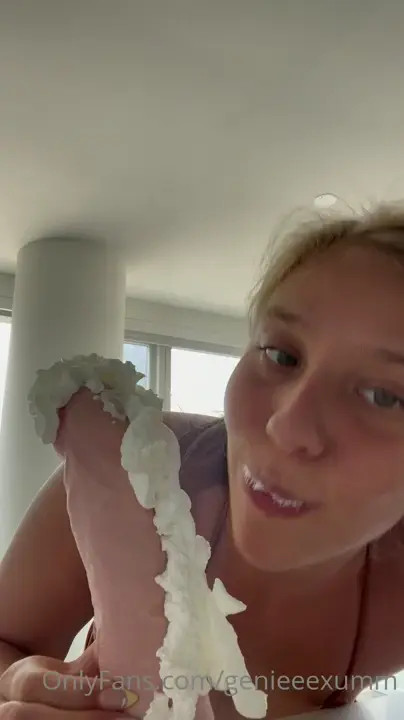 Exclusive 2026 Leak: GenieExum's Alluring Blowjob with Toys  