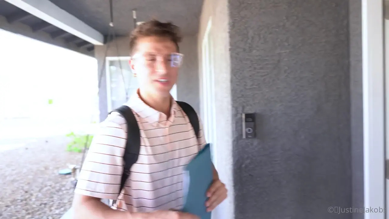 Justine Jakobs Fucks Young Door-To-Door Salesman