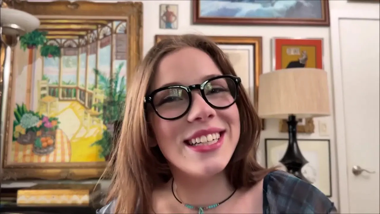 Venus Vixen Shares Cock With BiancaBangs