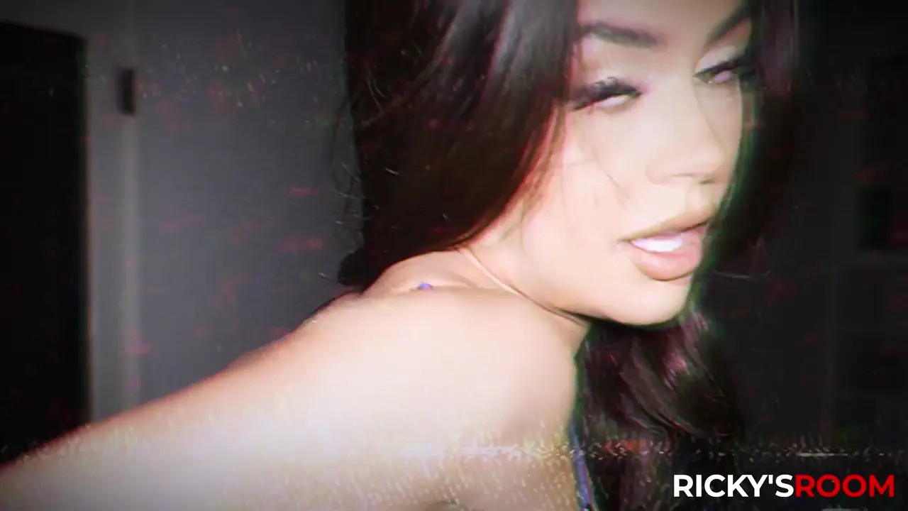 Martina Smeraldi Gets Nailed By Ricky Johnson's BBC