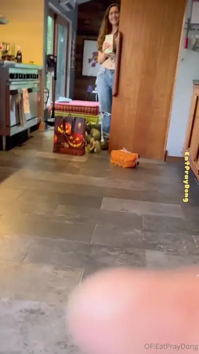 Eat Pray Dong Snacks On Her Man's Pipe In The Kitchen - ePornLeak